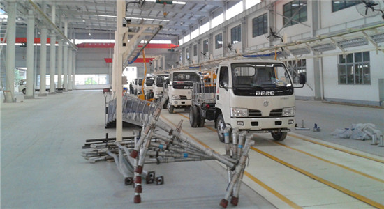 <a href=http://www.jeexue.cn/ssc target=_blank class=infotextkey>灑水車</a>圖片